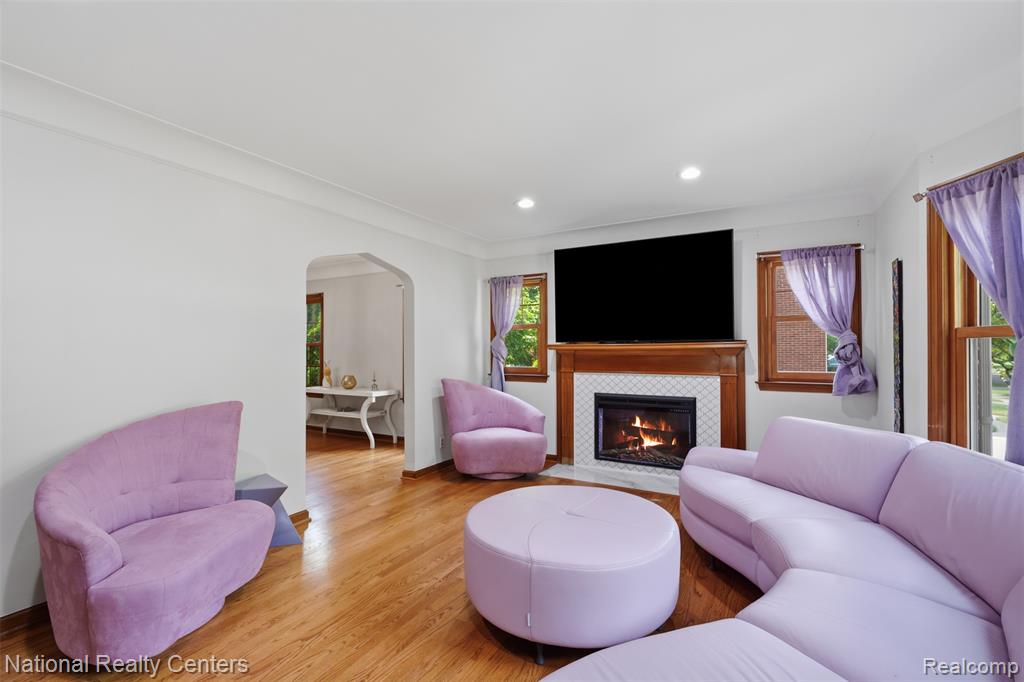 169 McKinley Avenue, Grosse Pointe Farms, MI 48236 — Photo 7
