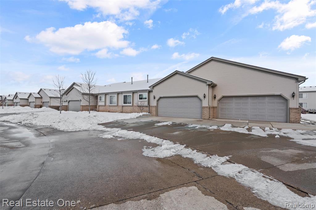 53244 Glen Oak Drive, Chesterfield, MI, 00000