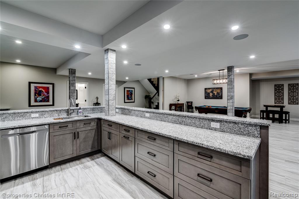48928 Barola Court, Northville, MI 48167 — Photo 55