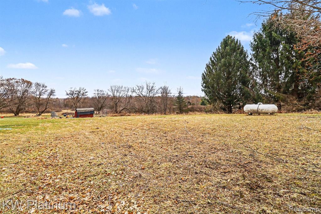 5160 Laur Road, North Branch, MI 48461 — Photo 25
