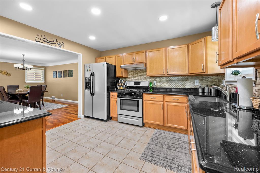 26331 Hass Street, Dearborn Heights, MI 48127 — Photo 10