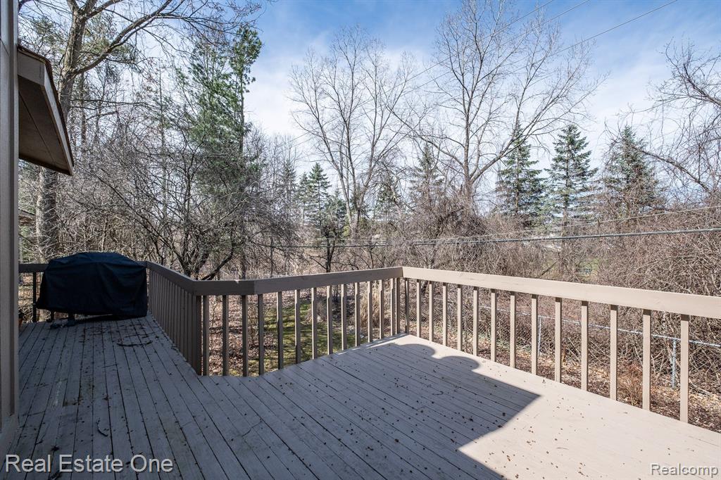 6534 RED CEDAR Lane, West Bloomfield, MI 48324 — Photo 37