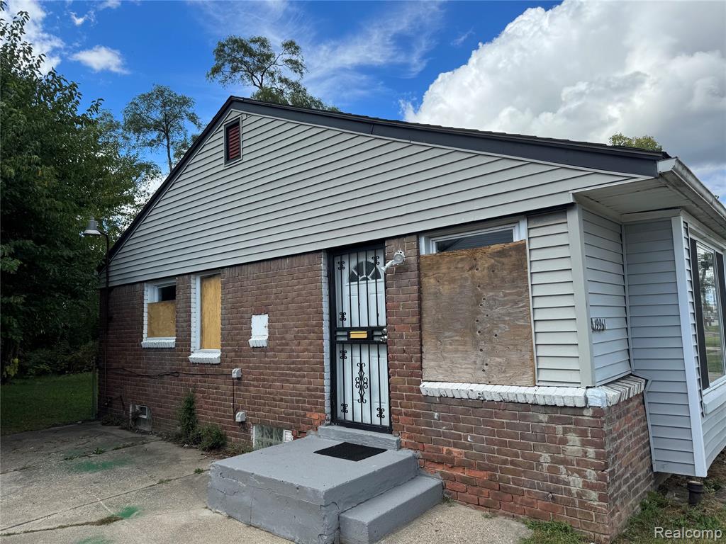 19961 Greenfield Road, Detroit, MI 48235 — Photo 2
