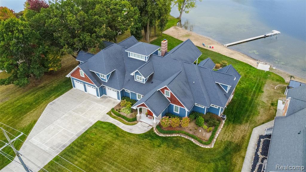 302 Tanview Drive, Oxford, MI, 48371