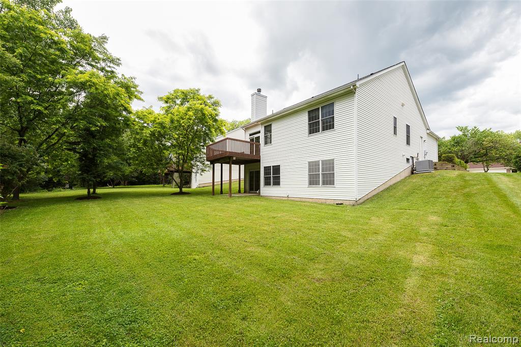7509 Lake Street, Dexter, MI 48130 — Photo 5