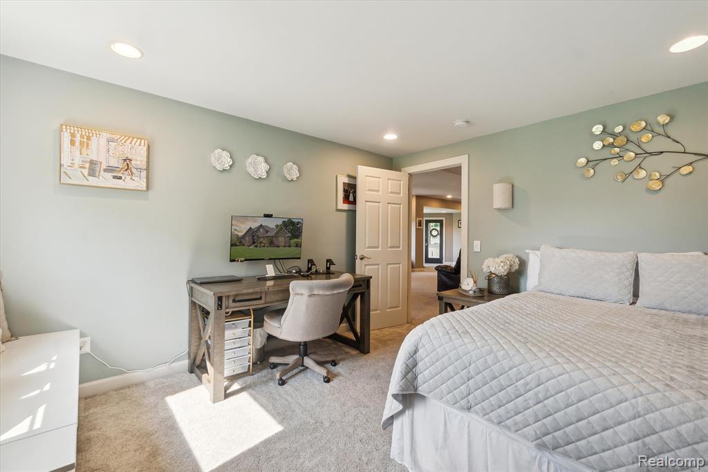 4348 Oak Tree Trail, Fenton, MI 48430 — Photo 39