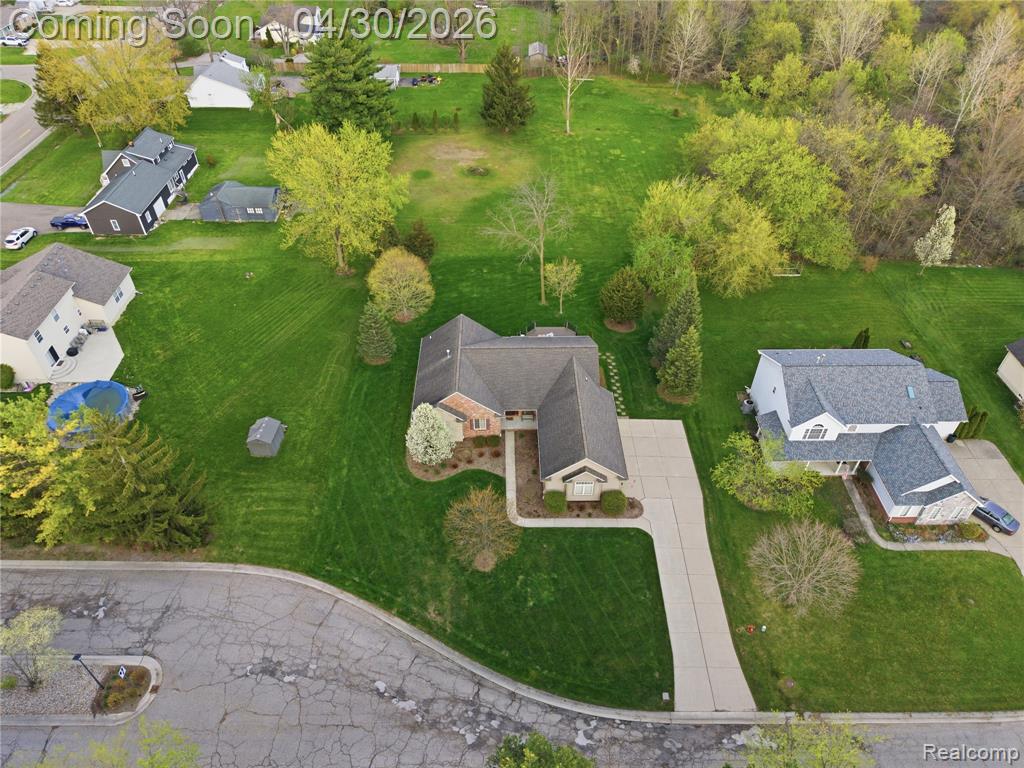 9031 Hidden Oaks Drive, Grand Blanc, MI 48439 — Photo 50