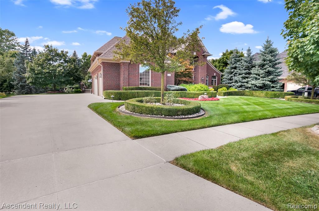 54127 Salem Drive, Shelby Twp, MI 48316 — Photo 54