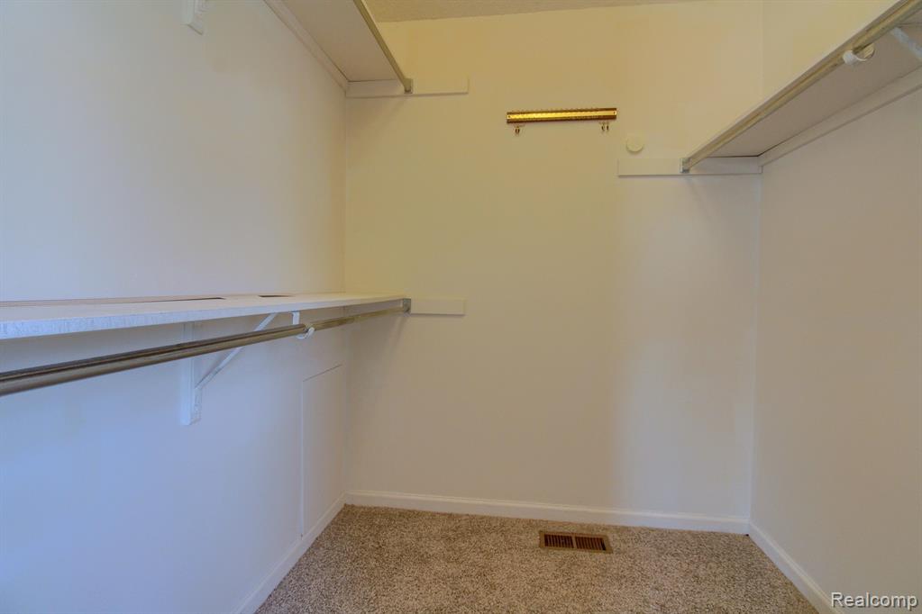 571 NEW TOWN Street W, Detroit, MI 48215 — Photo 20