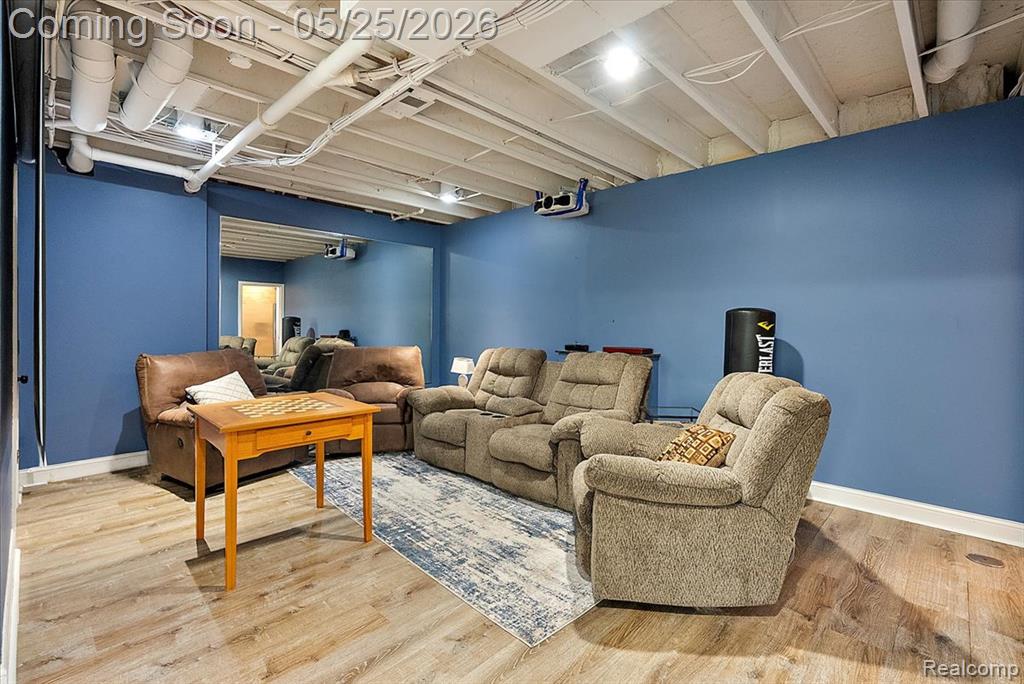 695 Dennison Court, Oakland, MI — Photo 46