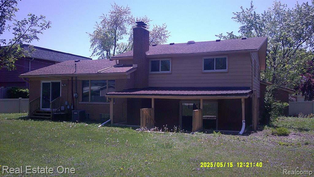 8240 HAMPTON Road, Grosse Ile, MI 48138 — Photo 20
