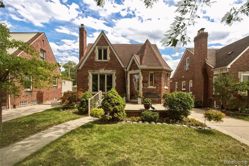 442 N Melborn Street, Dearborn, MI 48128