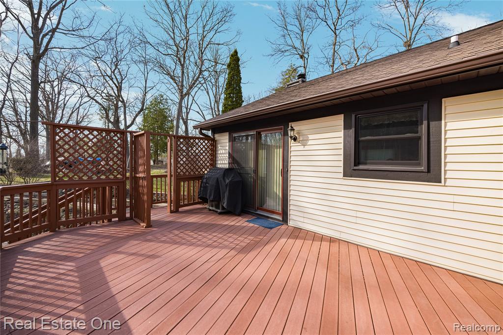 4921 Crestview Drive, Clarkston, MI 48348 — Photo 5