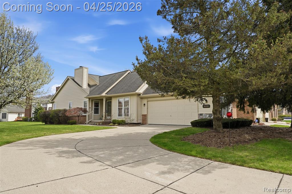 16318 Country Knoll Drive, Northville, MI 48168 — front exterior