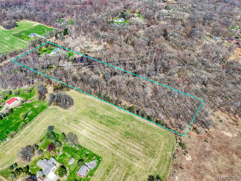 9333 W COON LAKE Road, Gregory, MI 48137 — Photo 29