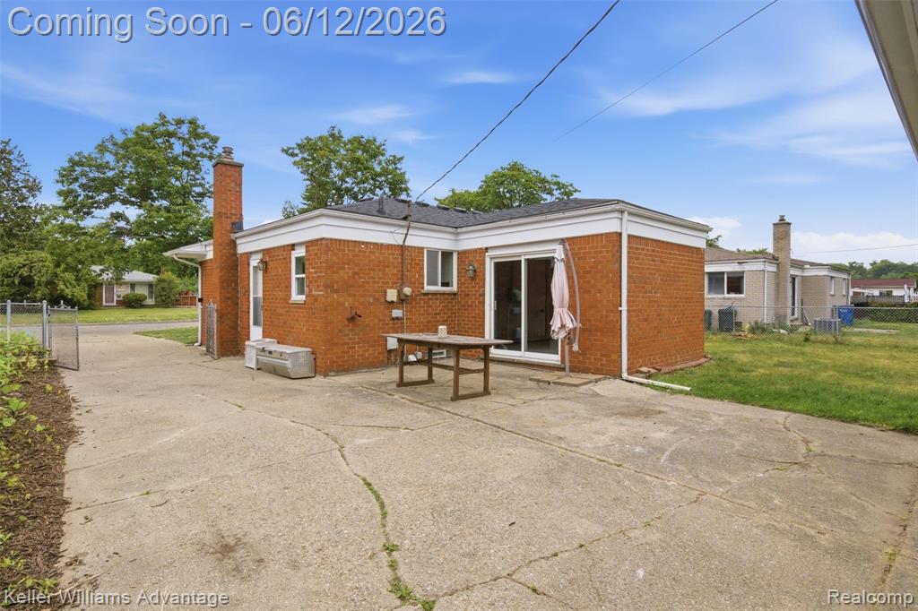 25506 Virginia Drive, Warren, MI 48091 — Photo 36