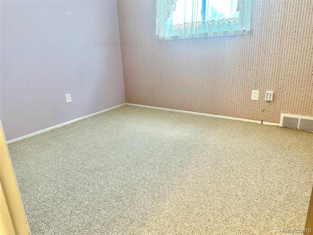 4541 Marlow Drive, Warren, MI 48092 — Photo 11
