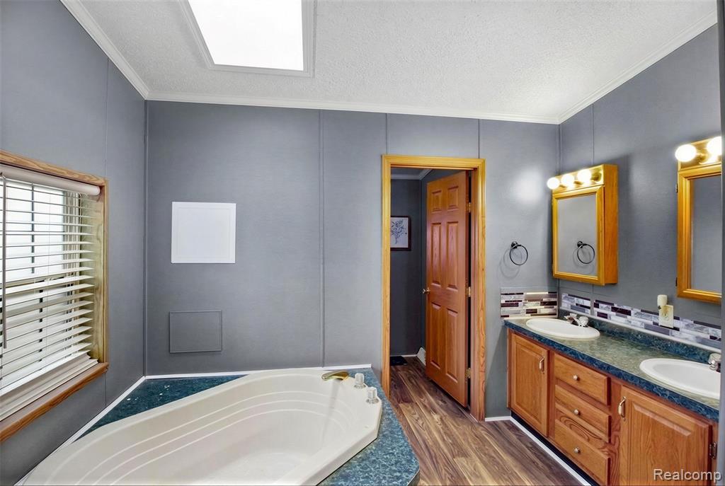 2351 Hiddenview Drive, Newport, MI 48166 — Photo 21