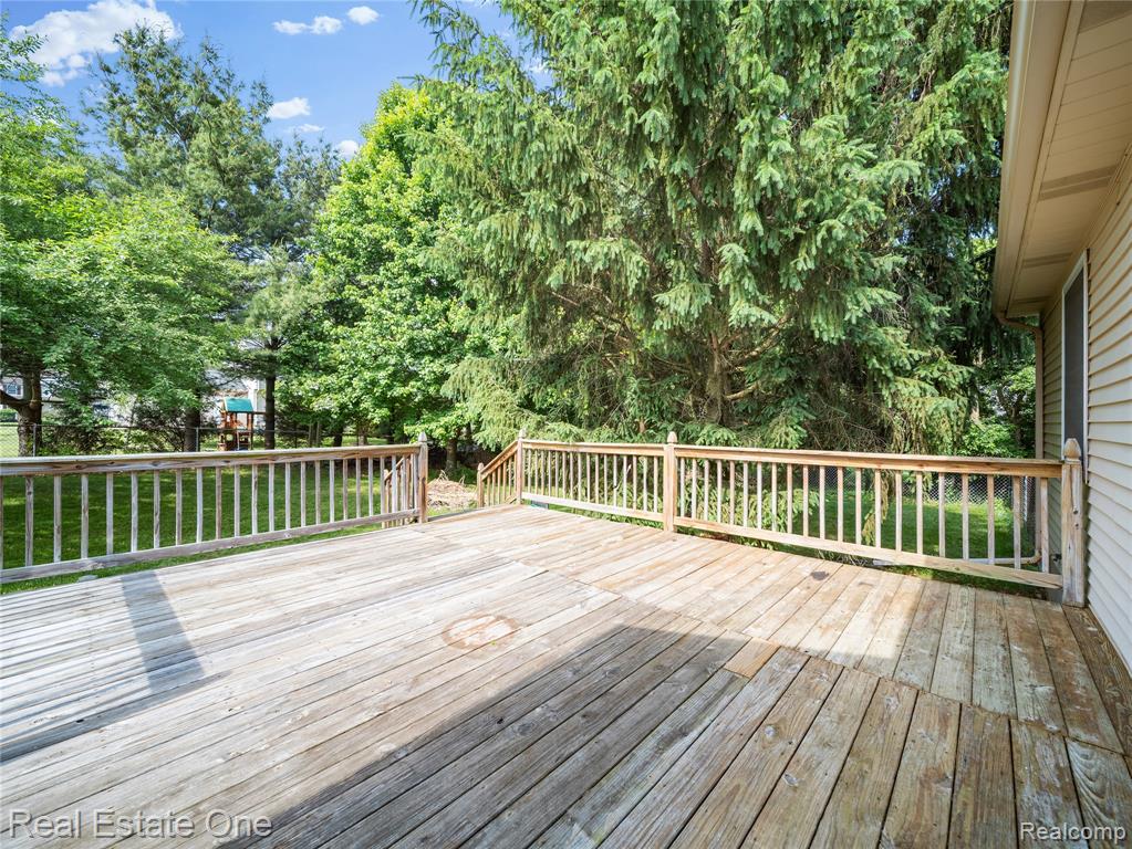 8907 McColl Side Road, Brighton, MI 48116 — Photo 24