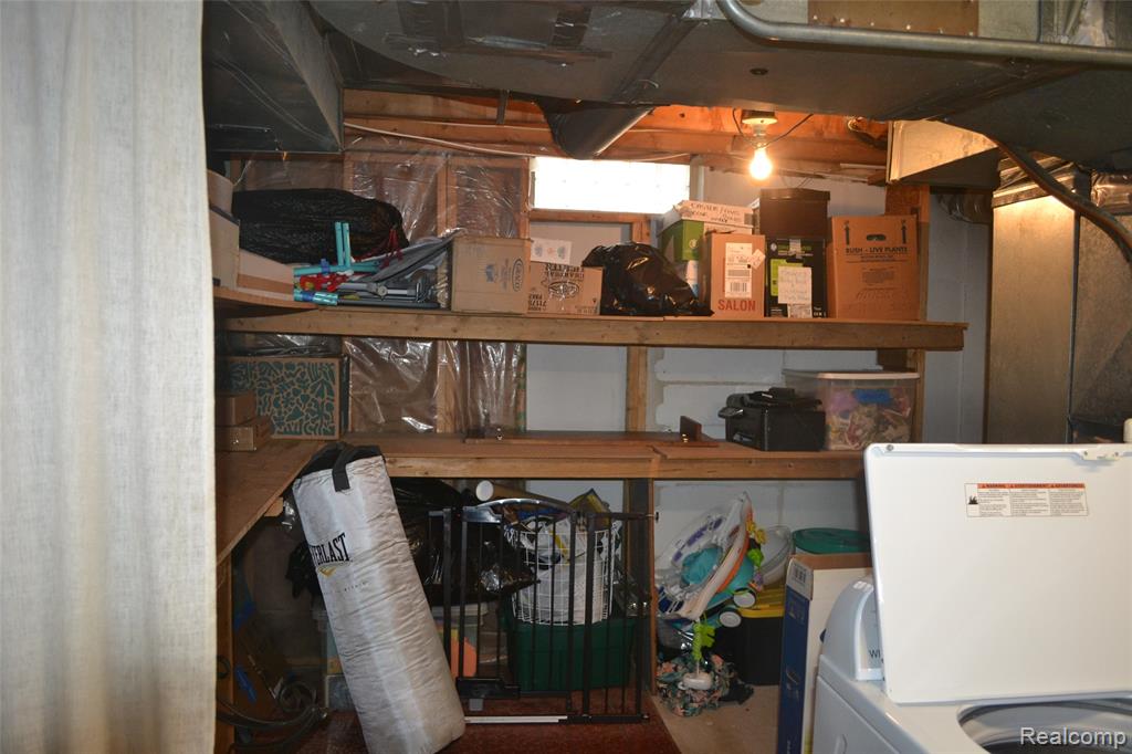 42428 Greenbrier Lane, Clinton Twp, MI 48038 — Photo 17