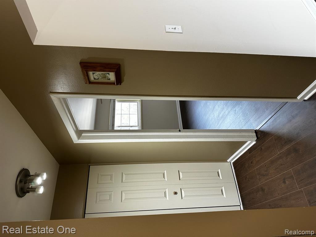 780 E Fox Hills Drive, Bloomfield Hills, MI 48304 — Photo 15