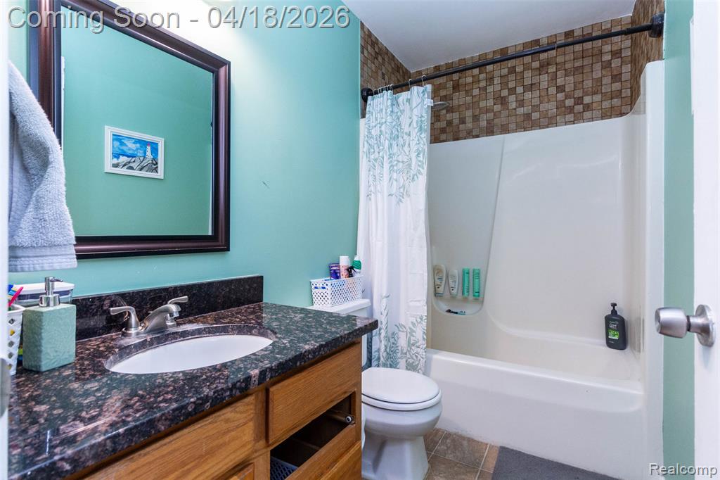 11583 Broadview Street, Hartland, MI 48353 — Photo 16