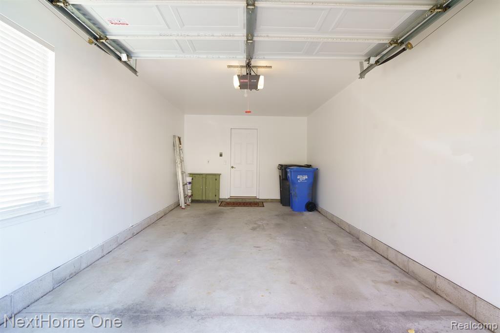 4102 HAMPTON RIDGE Boulevard, Howell, MI 48843 — Photo 7