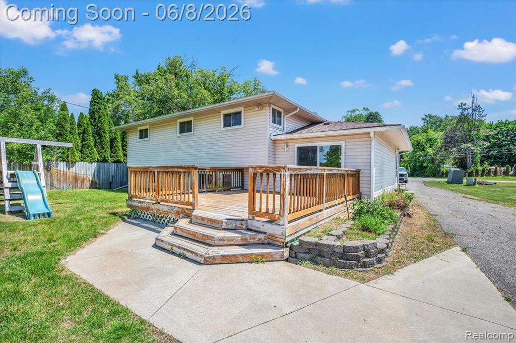 730 BOGIE LAKE Road, White Lake, MI 48383 — Photo 19