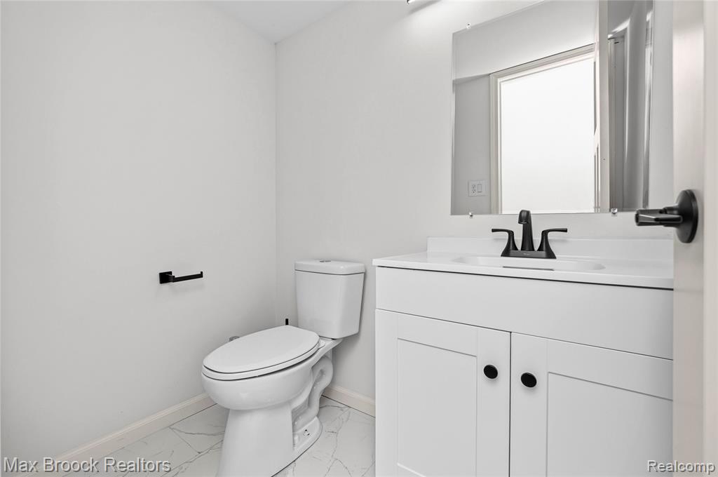 5316 CENTERBROOK Drive, West Bloomfield, MI — Photo 43