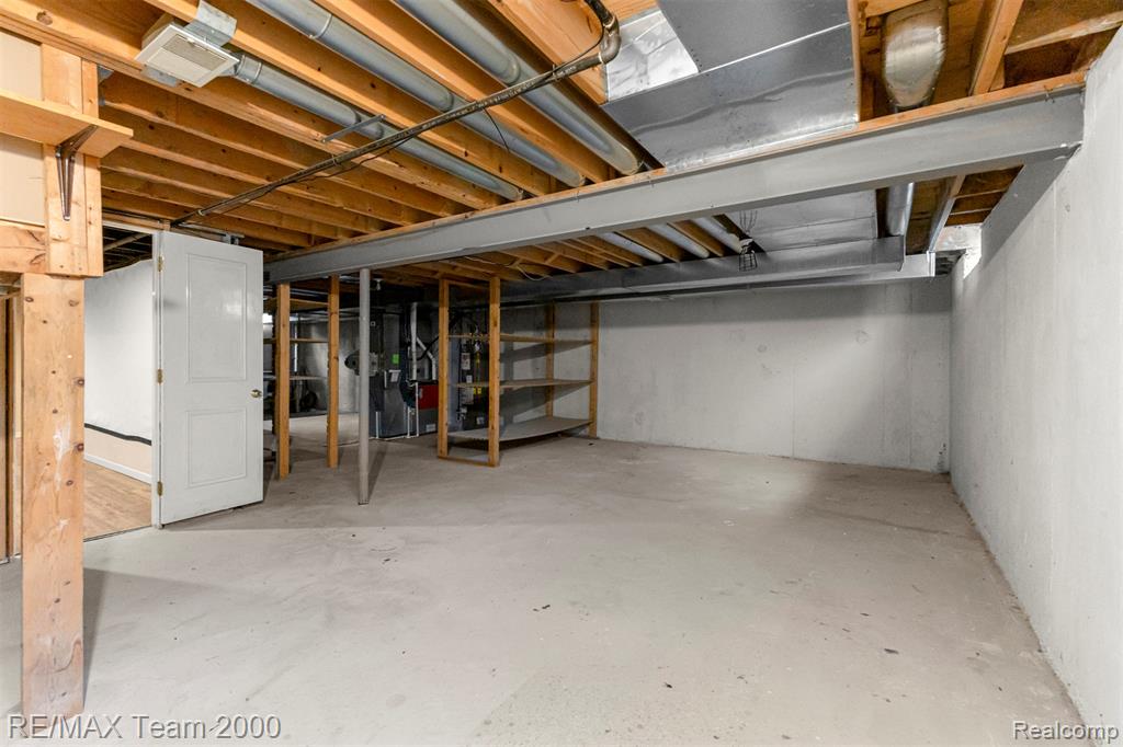51336 Pinewood Drive, Macomb, MI 48042 — Photo 42