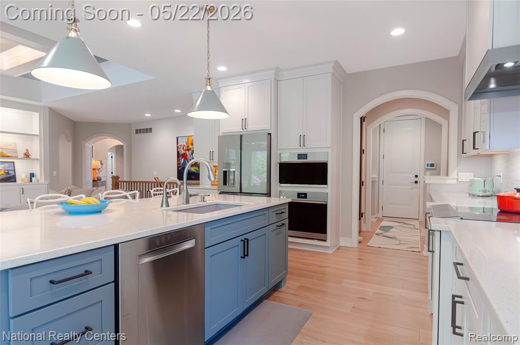 14170 Kings Park Court, Utica, MI 48315 — Photo 26