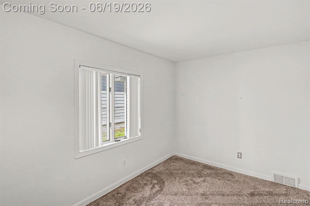 14174 Dartmouth Drive, Fenton, MI 48430 — Photo 19