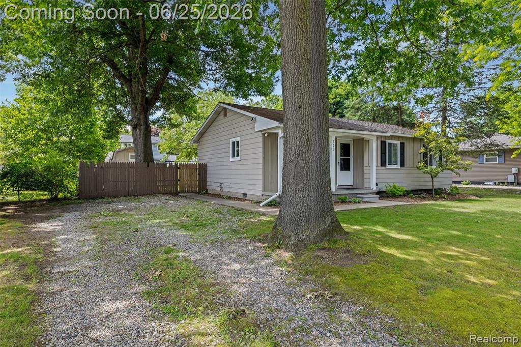 309 Crescent Avenue, Holly, MI 48442 — Photo 4