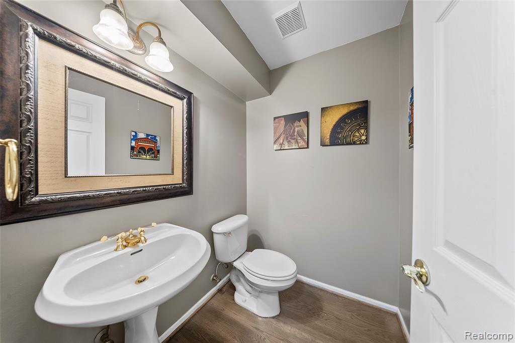 8487 Sherwood Drive, Grosse Ile, MI 48138 — Photo 26