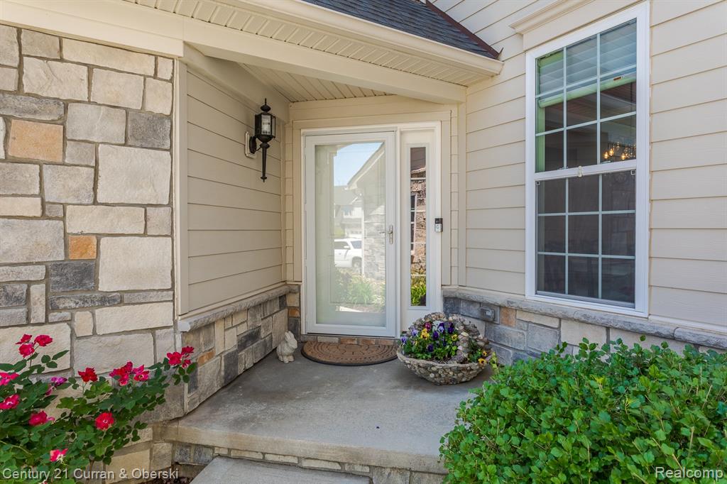 42833 CARDINAL Way, Novi, MI — Photo 5