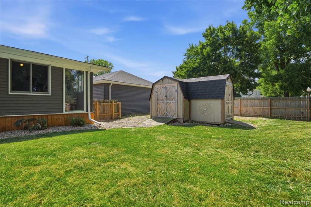 1475 N Irish Road, Davison, MI 48423 — Photo 40