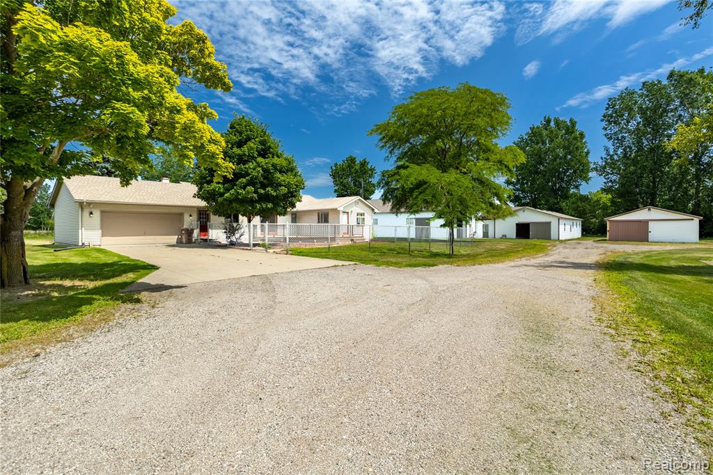 50 Schmidt Road, Kawkawlin, MI 48631 — Photo 18