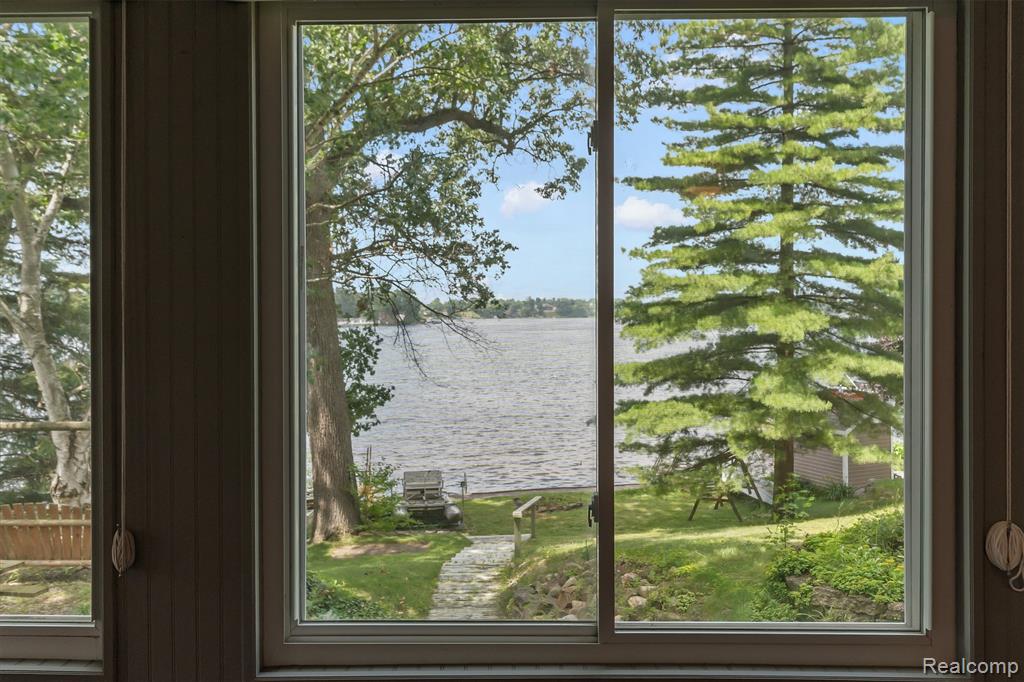 93 Danforth Street, White Lake, MI — Photo 16