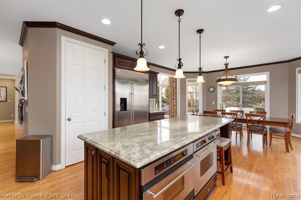676 Majestic, Rochester Hills, MI 48306 — Photo 11