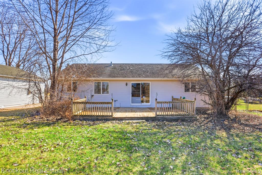 7045 Hospital Road, Freeland, MI 48623 — Photo 31