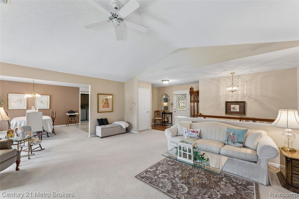 5464 N Seymour Road, Flushing, MI 48433 — Photo 16