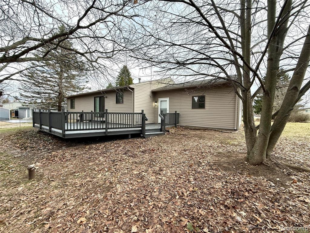 3639 Loch Drive, Highland, MI — Photo 39