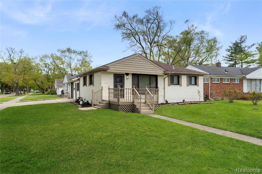 19420 Woodmont Street, Harper Woods, MI 48225 — Photo 2