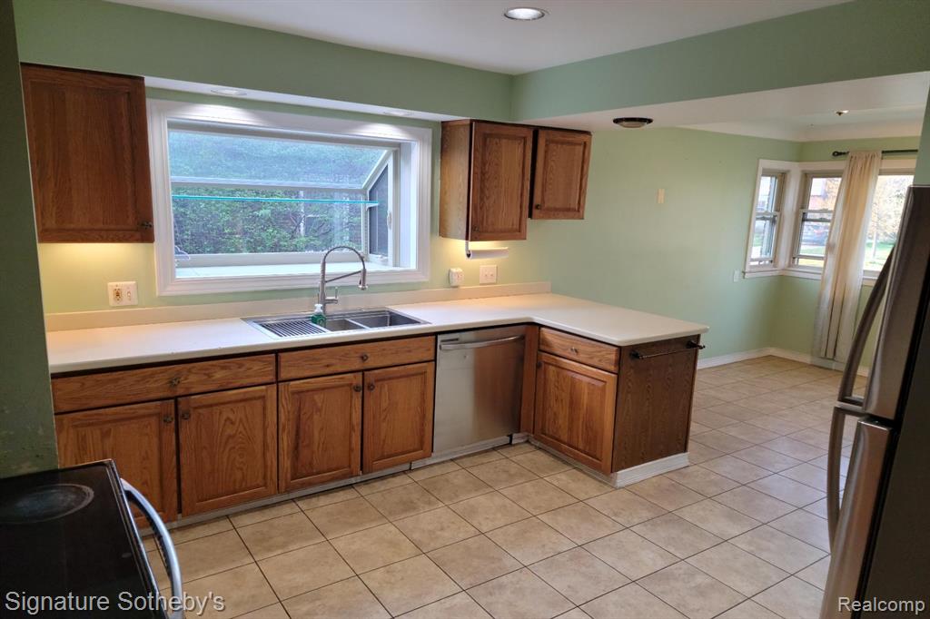 1937 Allard Avenue, Grosse Pointe Woods, MI 48236 — Photo 7