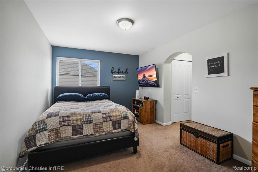 24353 BROMPTON Way, South Lyon, MI 48178 — Photo 38
