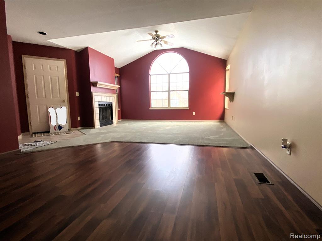 634 PERRY CREEK Drive, Grand Blanc, MI 48439 — Photo 3