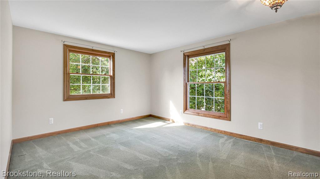 5205 Glengate Road, Rochester, MI 48306 — Photo 21