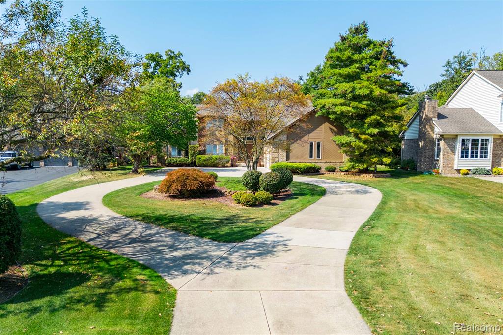 29462 East River Road, Grosse Ile, MI 48138 — Photo 69
