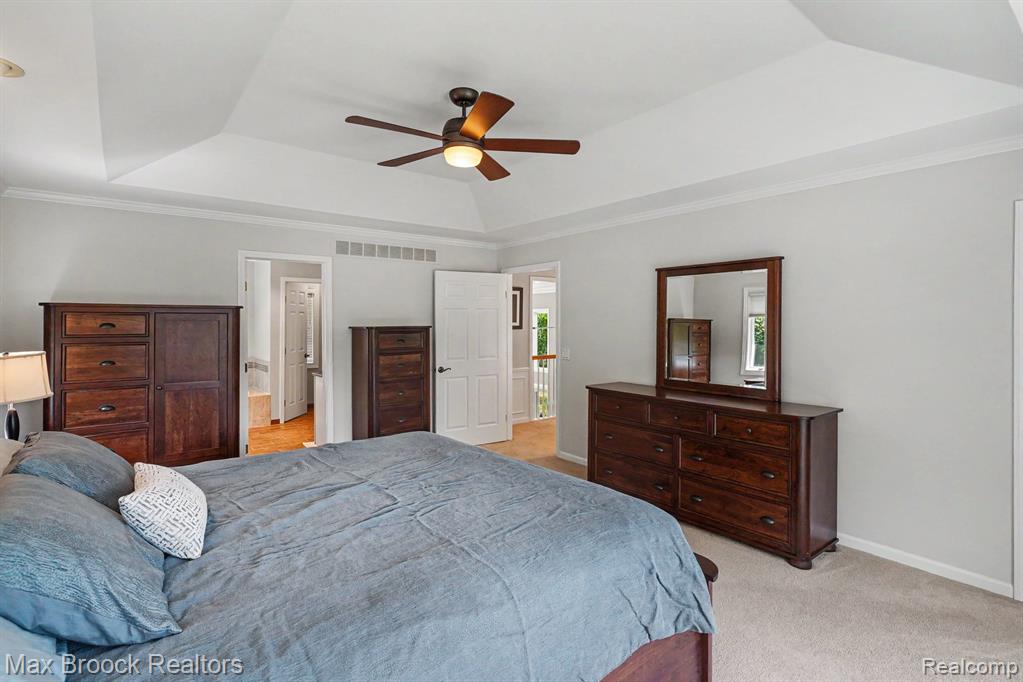 1300 Oak Hollow Drive, Milford, MI 48380 — Photo 21