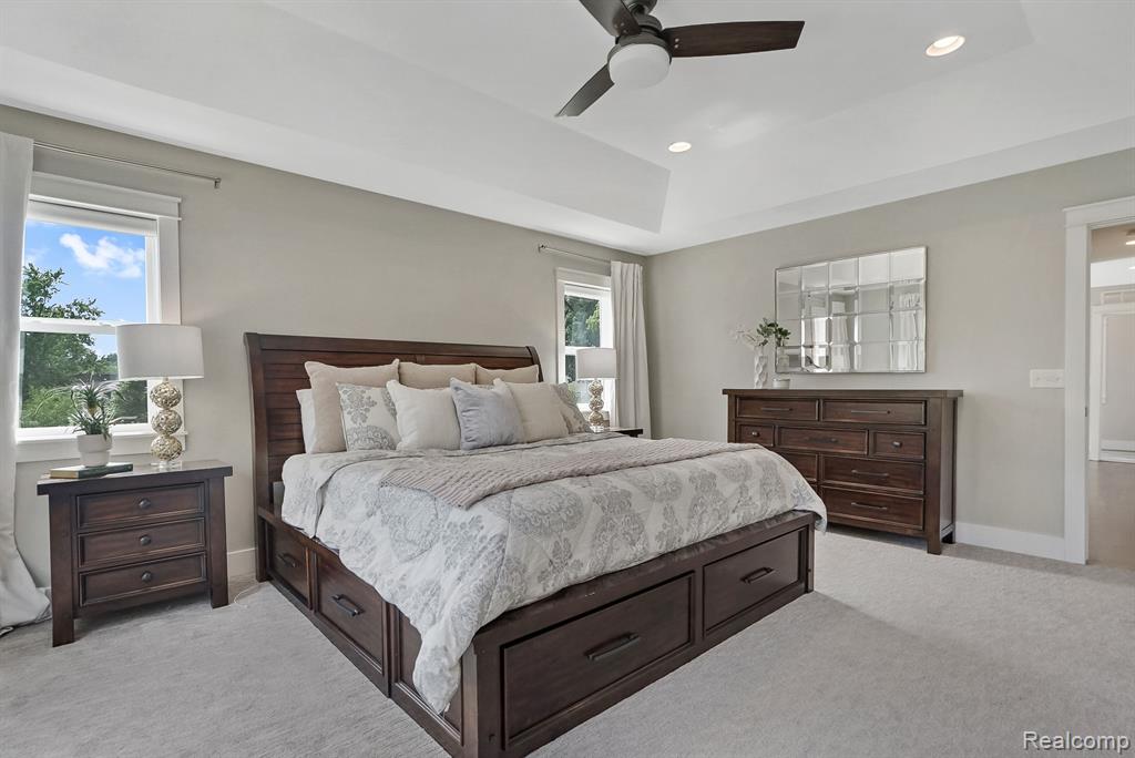 902 FERNWOOD Road, Royal Oak, MI 48067 — Photo 27